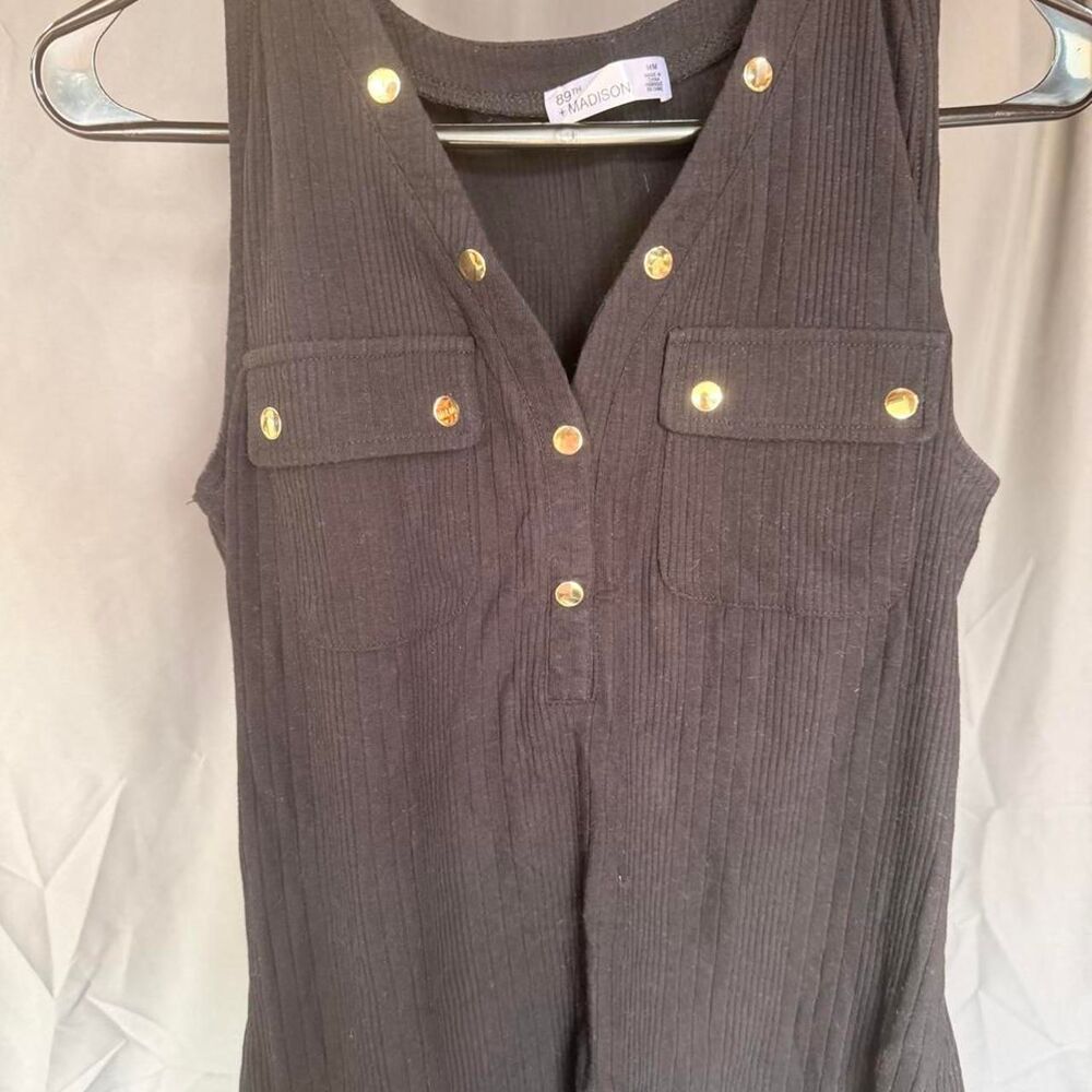 89th-madison Women's Black and Navy Vest